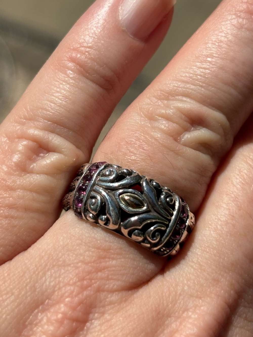 Robert Manse Silver Filigree Ring with Gold Accent featuring Garnets Size 7